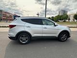 Hyundai SANTA FE 2.4 GDI Family 2WD Family- 7 Sitzen - Hyundai: Unfallwagen