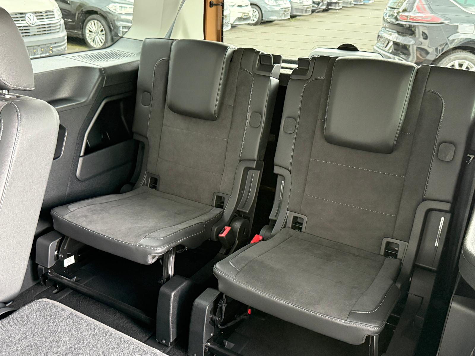 Volkswagen Caddy Style Maxi 7Sitzer ACC AHK Navi LED Kamera