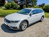 Volkswagen Passat Alltrack 2.0 4Motion/DSG/LED/AHK/ACC - Volkswagen Passat Alltrack aus 2016