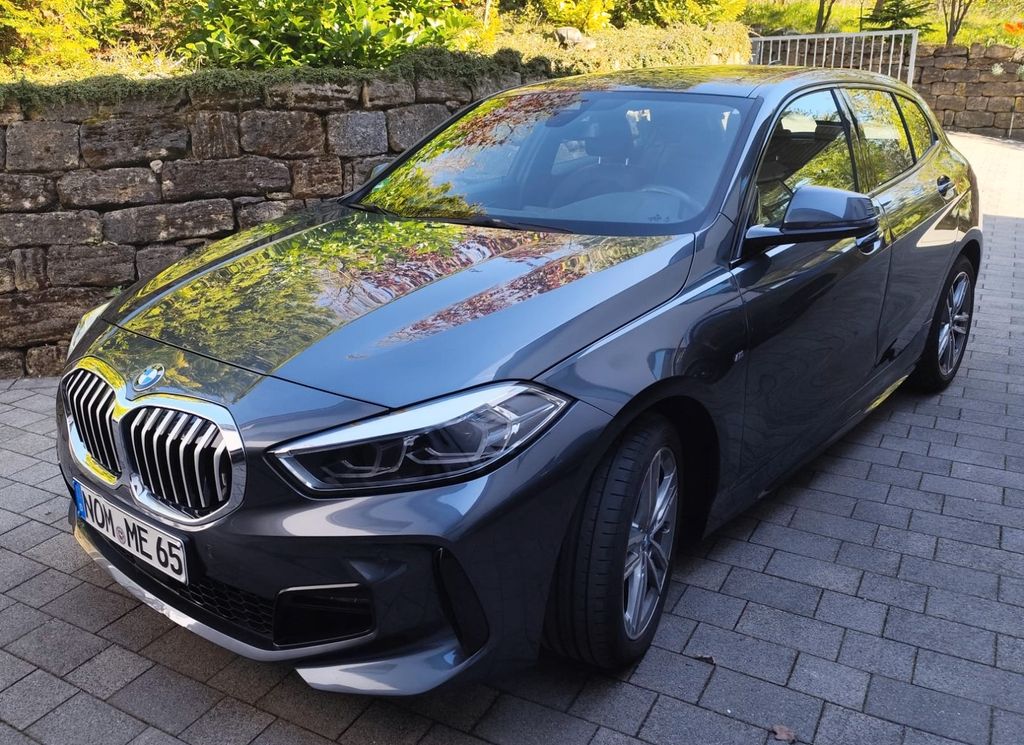 Image of BMW 118