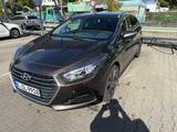 Hyundai i40 1.7 CRDi 104kW blue Premium DCT - Hyundai i40 in Berlin