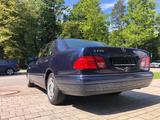 Mercedes-Benz E 230 ELEGANCE+++TOP ANGEBOT+++ - Mercedes-Benz E 230 mit Benzin-Antrieb