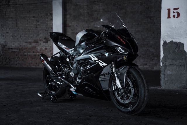 BMW S1000RR