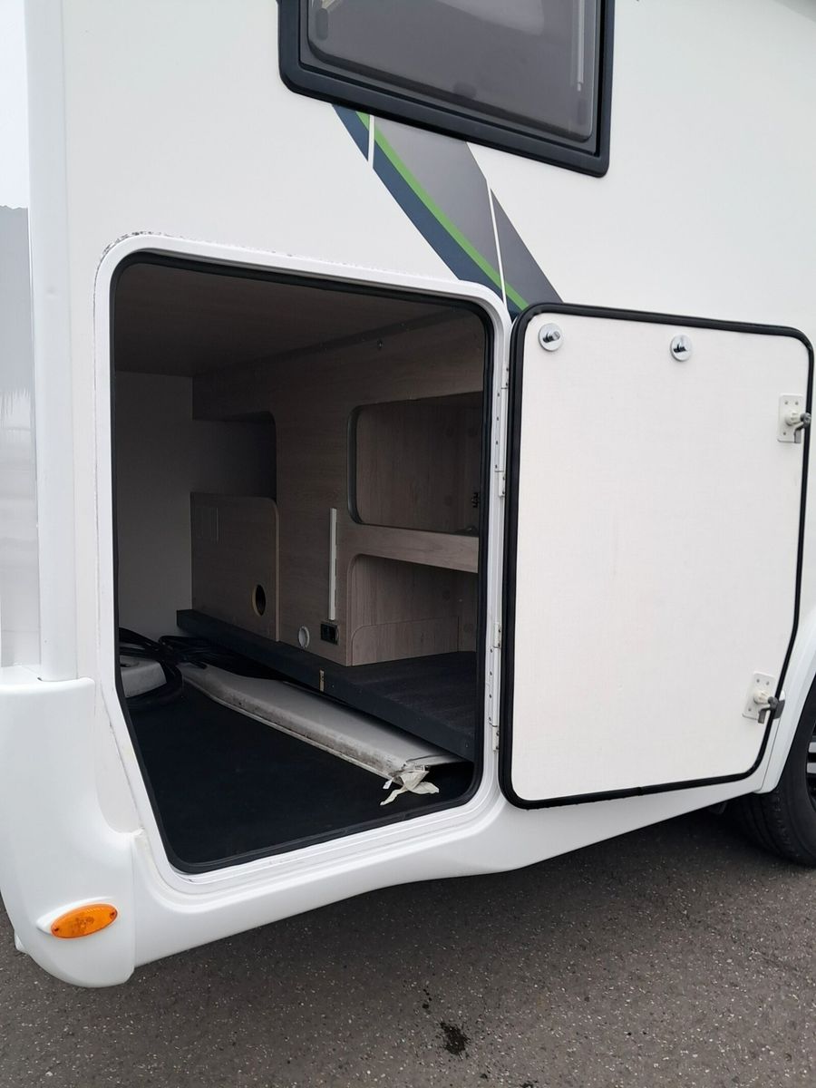 Fahrzeugabbildung Chausson Teilintegriert 727 GA Special Edition  Sat,Solar