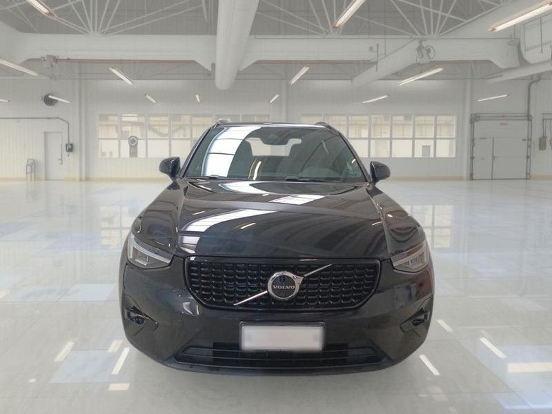 Volvo VOLVO XC40 T4 RECHARGE PLUG-IN AUTO PLUS DARK SU imagem 2