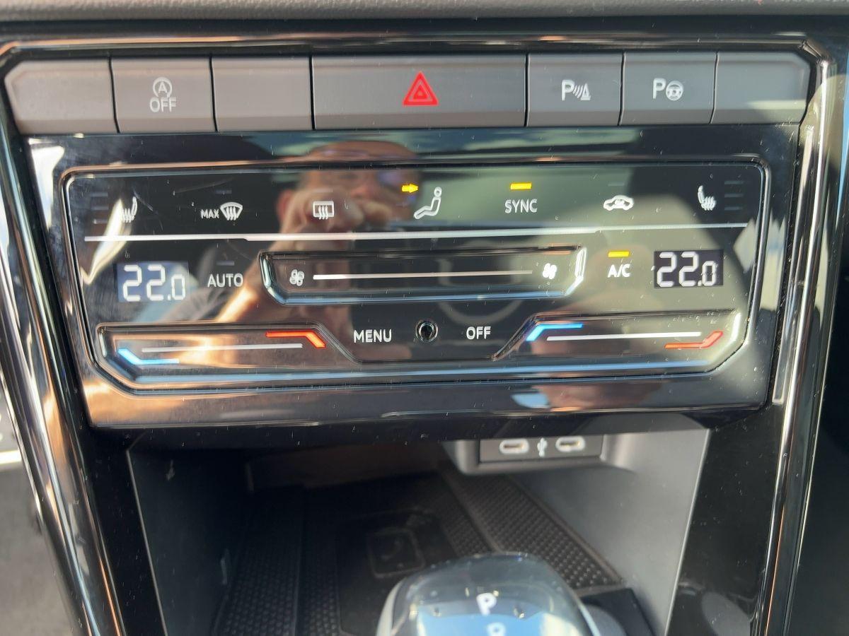Volkswagen T-Roc 2.0 TSI DSG 4M R-Line ACC Kamera Pano LED, миниатюра 13