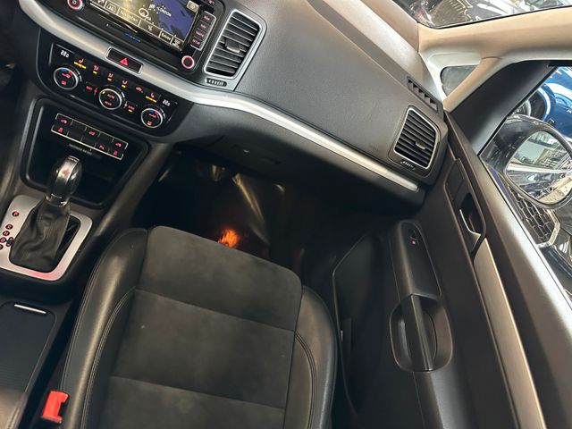 Volkswagen Sharan Highline*AHK*Klima*7-Sitzer*Navi*Bi-Xenon