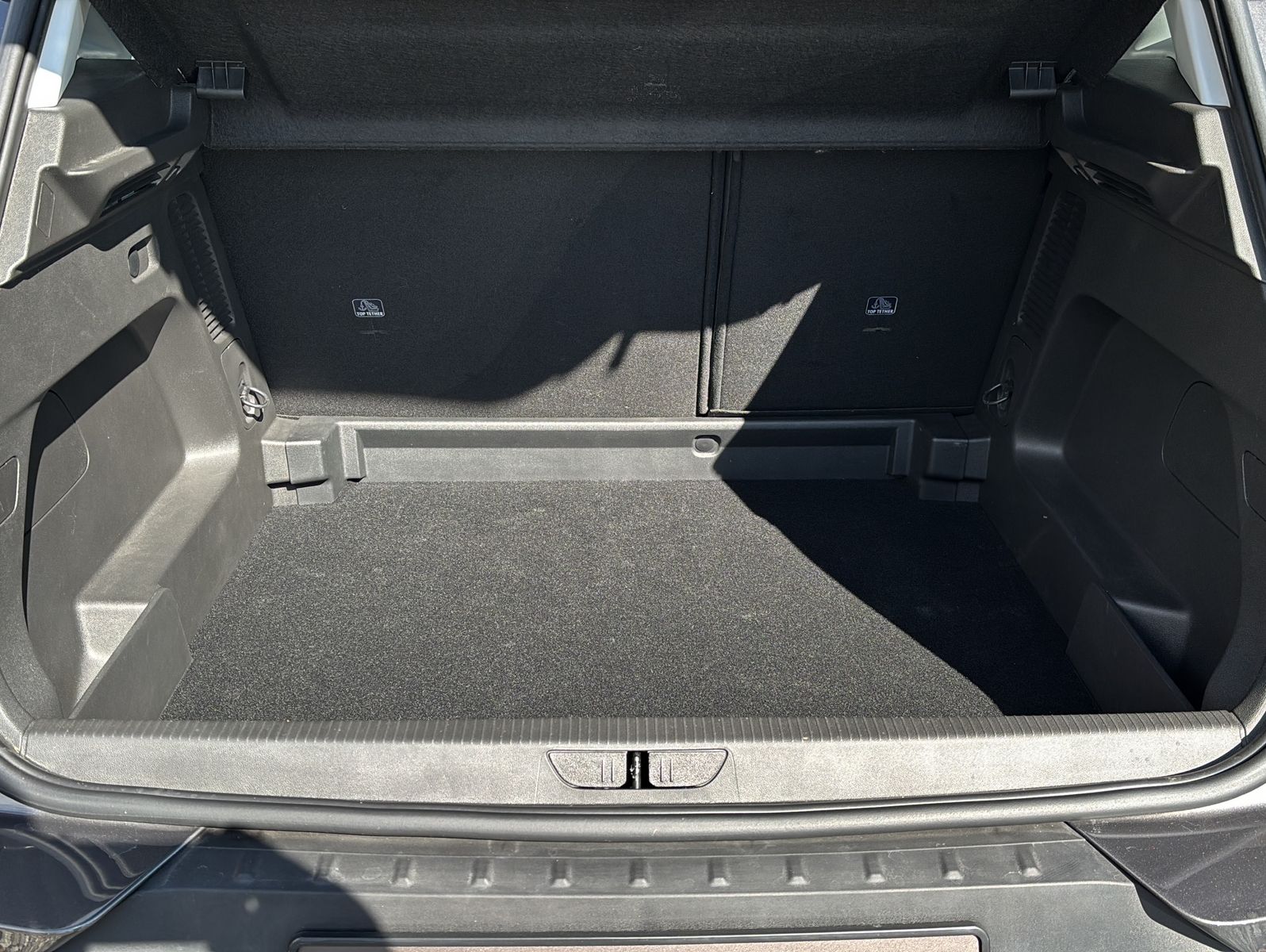Fahrzeugabbildung Opel Grandland Edition
