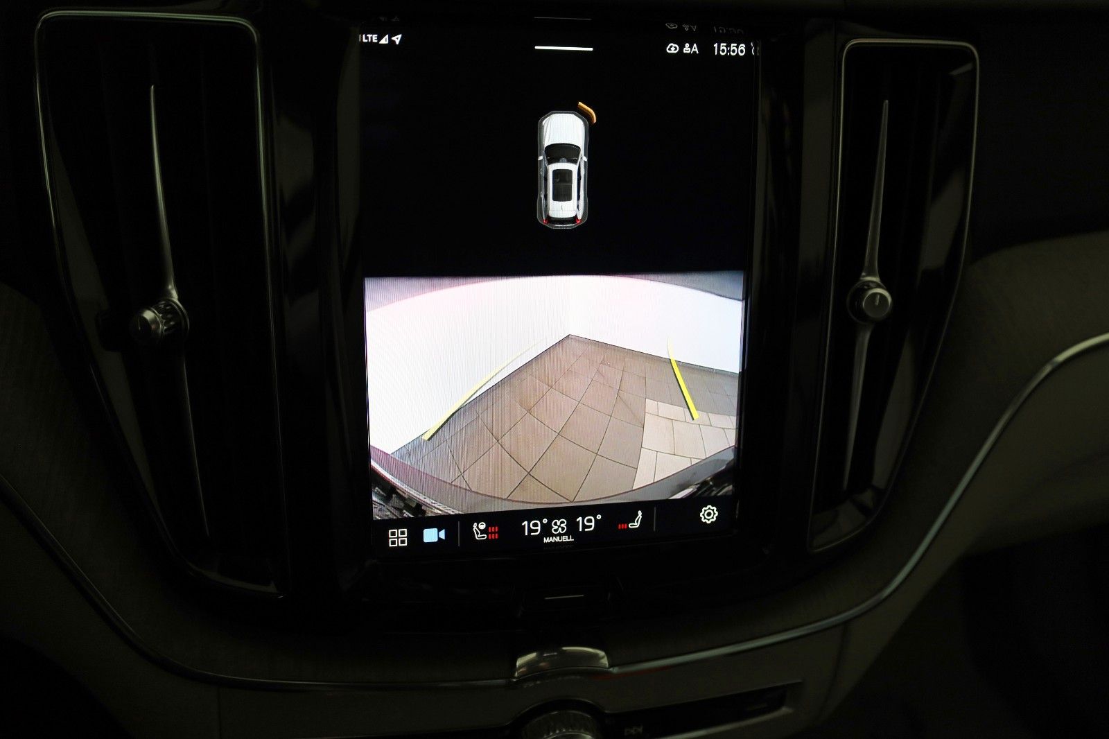 Fahrzeugabbildung Volvo XC60 Core,Leder,Navi,LED,SHx4,CarPlay,Kamera