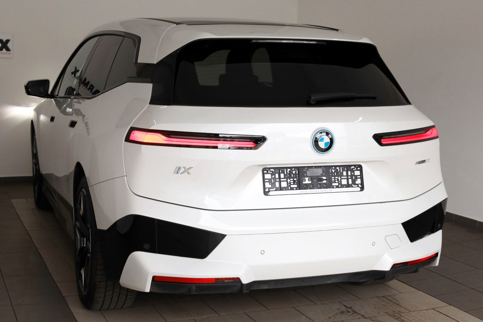 Fahrzeugabbildung BMW iX 50 xDrive,Leder,Navi,Laser,360Kamera,Panorama