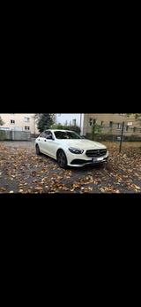 Mercedes-Benz E 220 d Autom. -  Sehr guter Zustand  - Mercedes-Benz mit Diesel-Antrieb: Taxi
