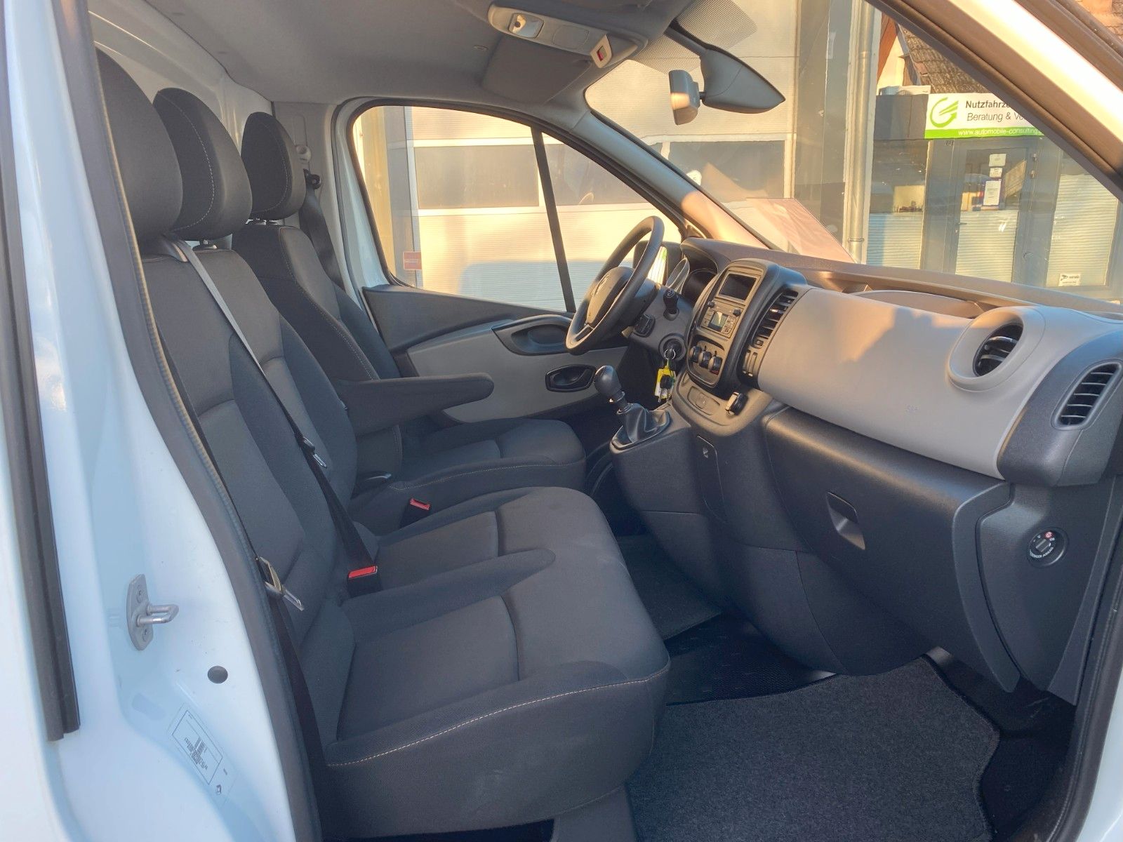 Fahrzeugabbildung Renault Trafic Kasten L1H1 2,9t Komfort,Klima,AHK,Kamera