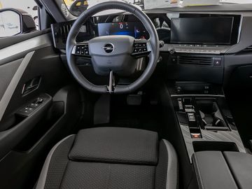 Opel Astra L Sports Tourer 1.2 Enjoy Ergonomiesitz