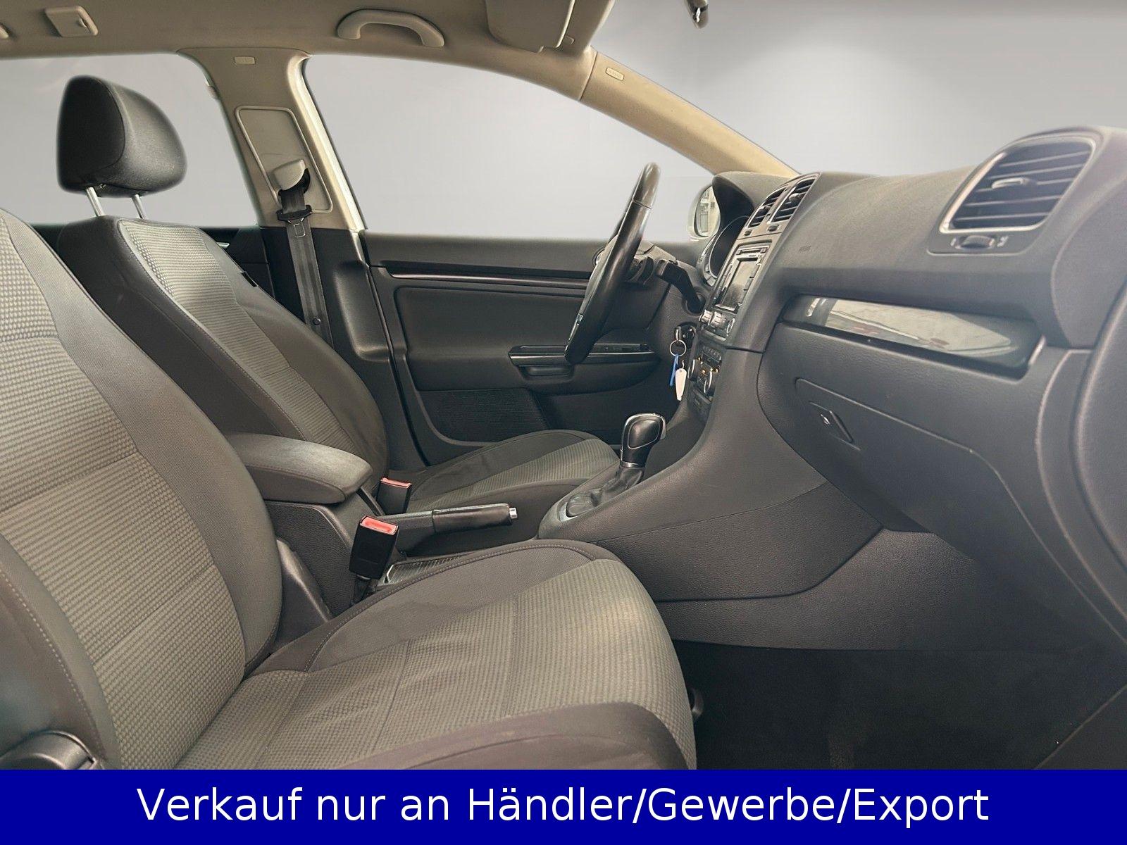 Volkswagen Golf 2011 — photo 14