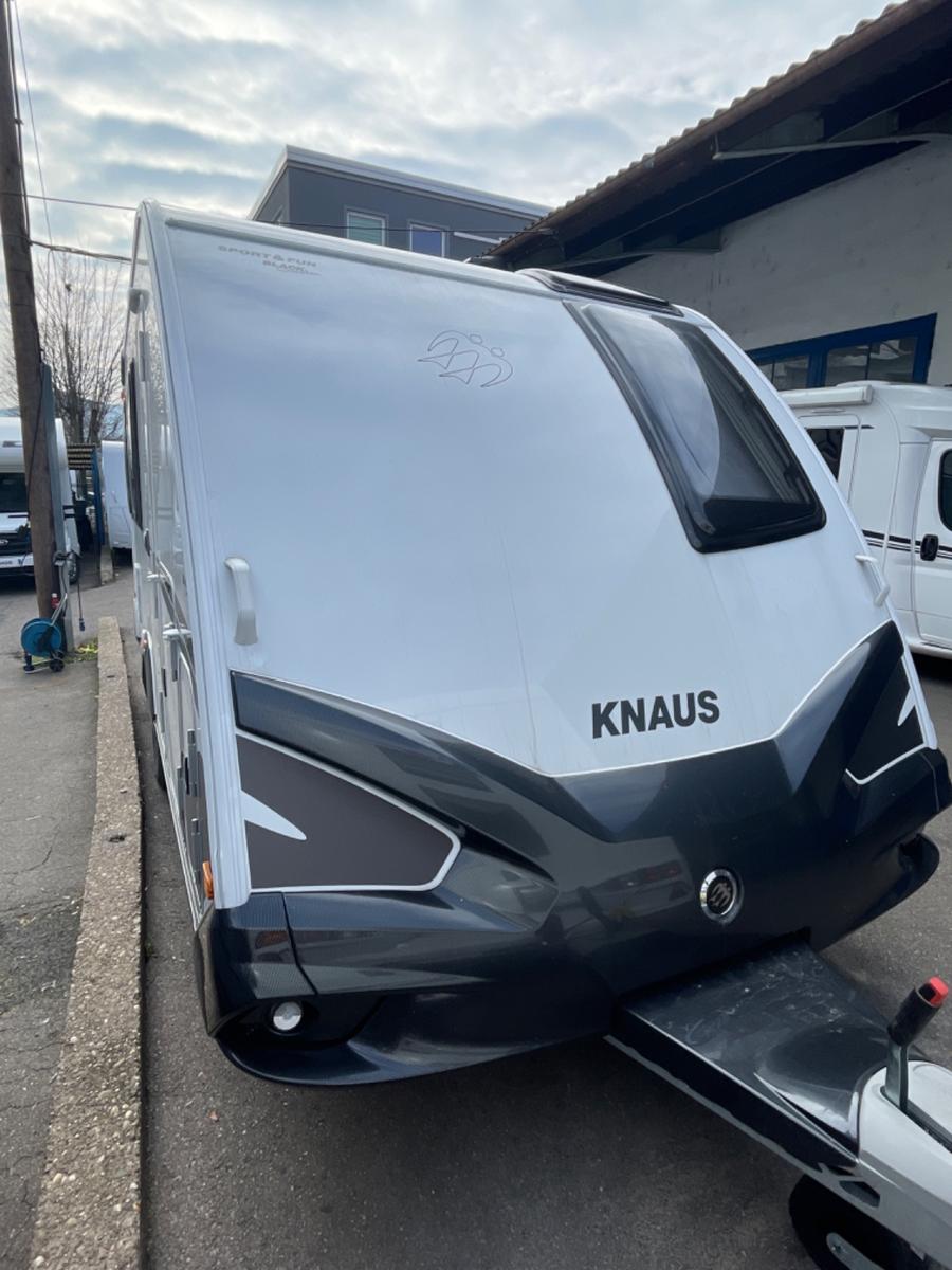 Knaus Sport & Fun Black Selection