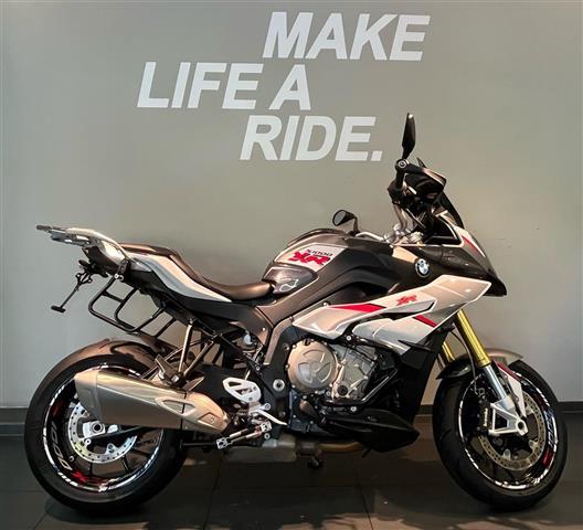 BMW S 1000 XR neue Reifen