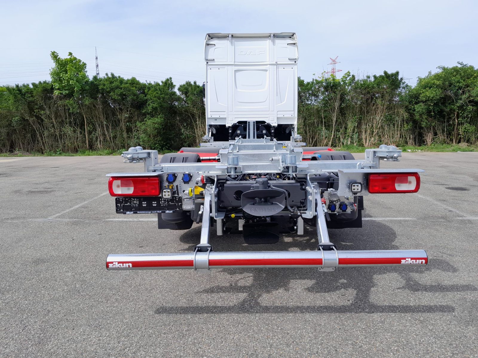 Fahrzeugabbildung DAF FAN XG 480 Multiwechsler 1120-1320