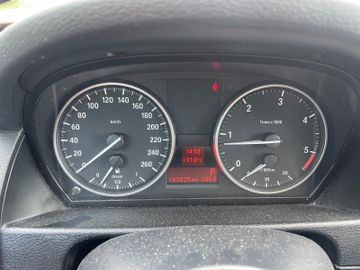 BMW X1 - 10