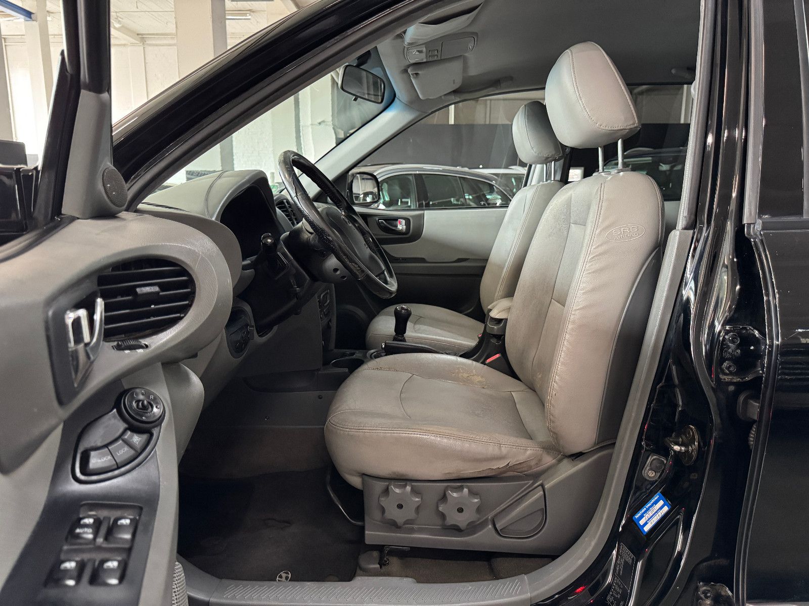 Vehicle image Hyundai SANTA FE 2.4 GLS 2WD LPG GAS ANLAGE LEDER KLIMA
