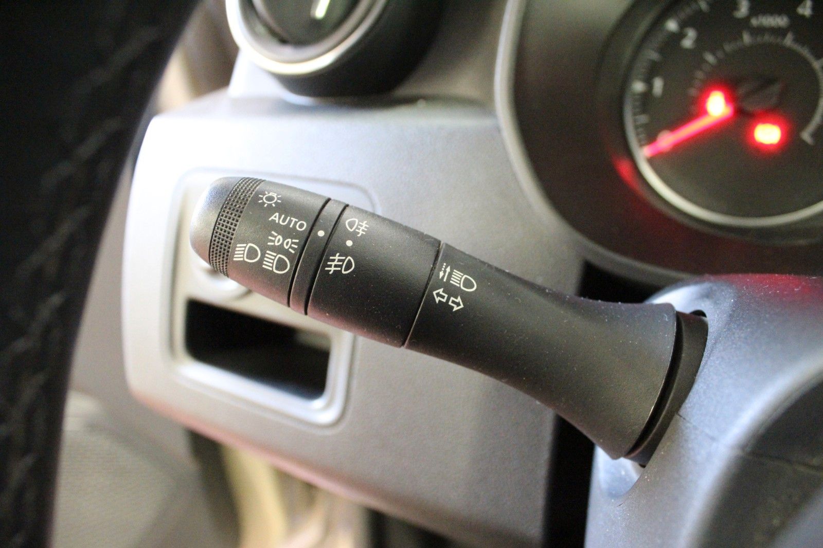 Fahrzeugabbildung Dacia Duster TCE 125 Prestige AHK*Leder *Navi