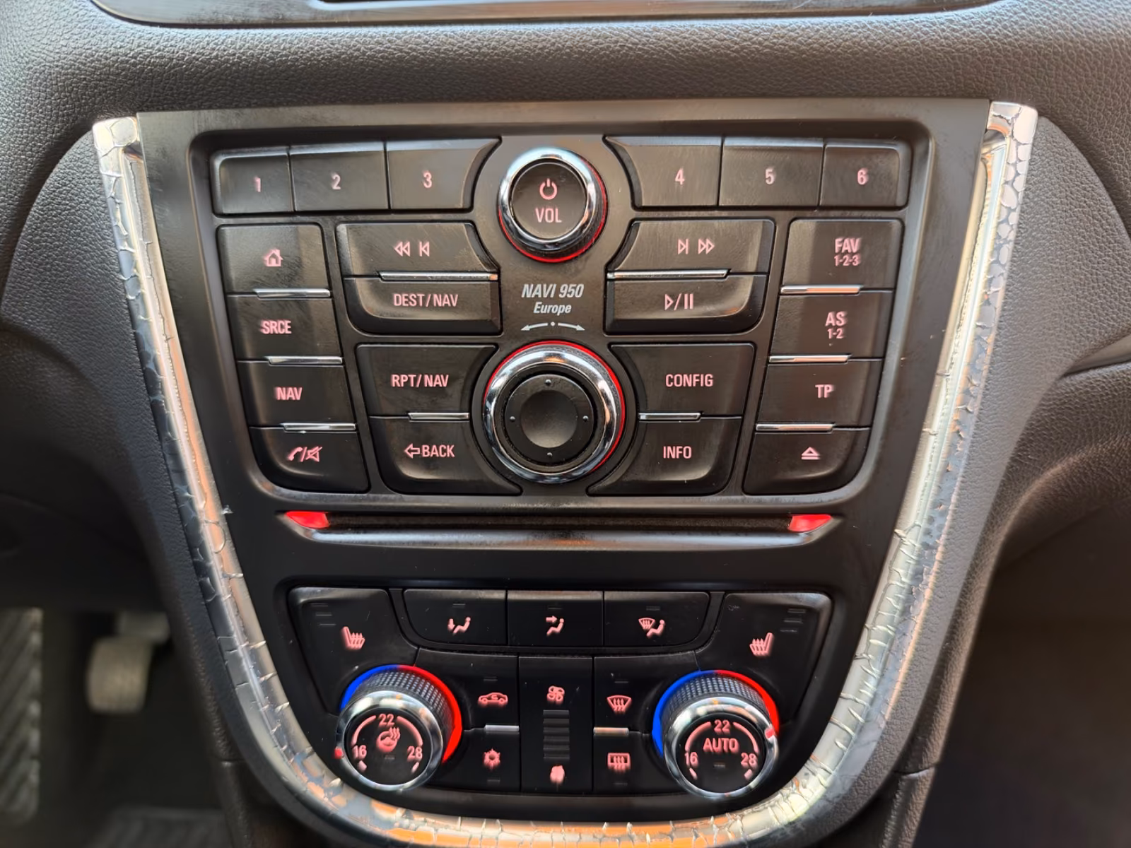 Opel MOKKA 1,4 T INNOVATION KLIMAAUT/NAVI/LEDER/E.SD