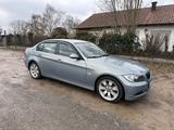BMW 318i - - BMW 318 aus 2006: 318i