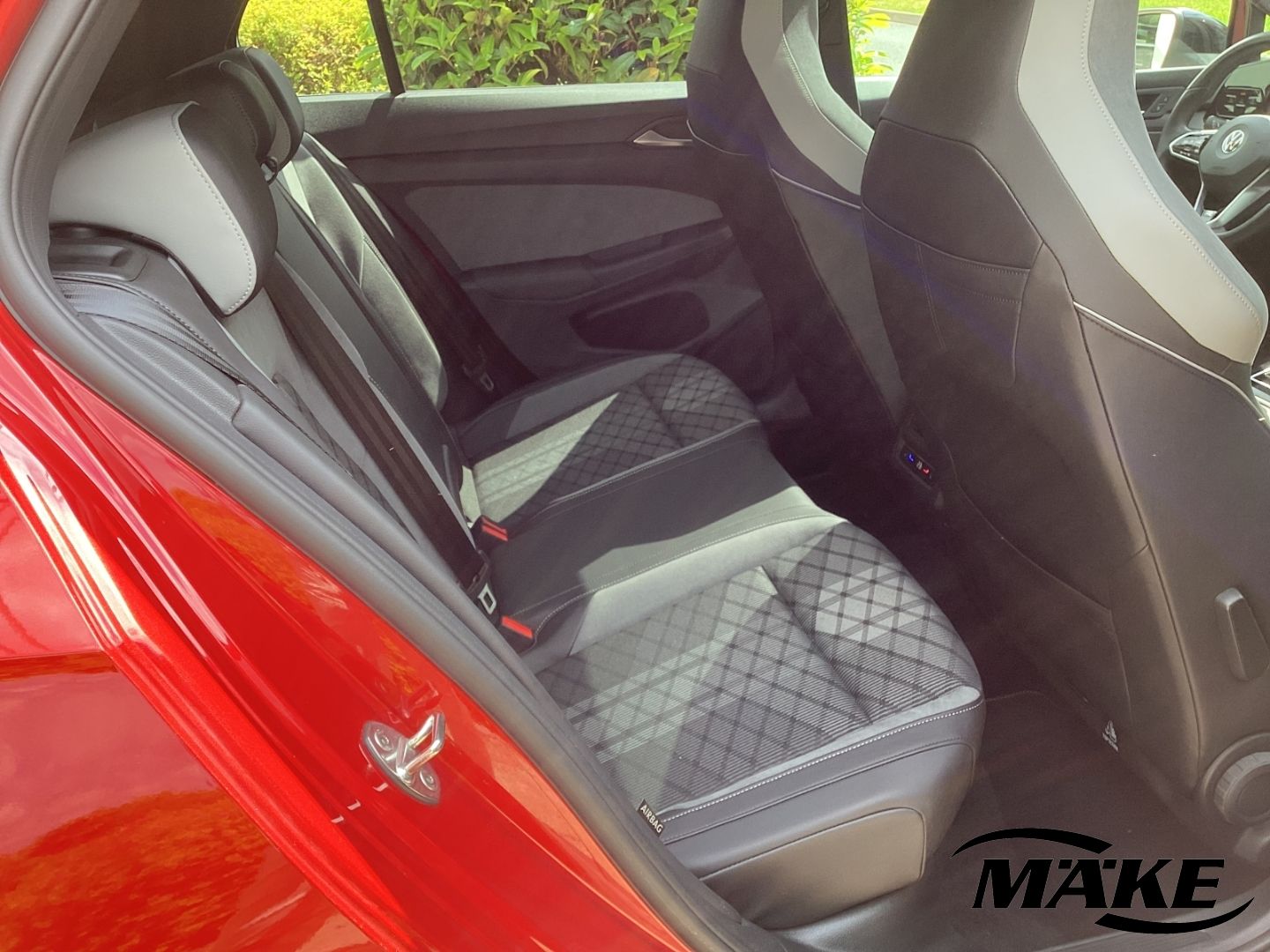 Golf R-Line 2.0TSI DSG 4motion PD STDHZG RFK IQ.