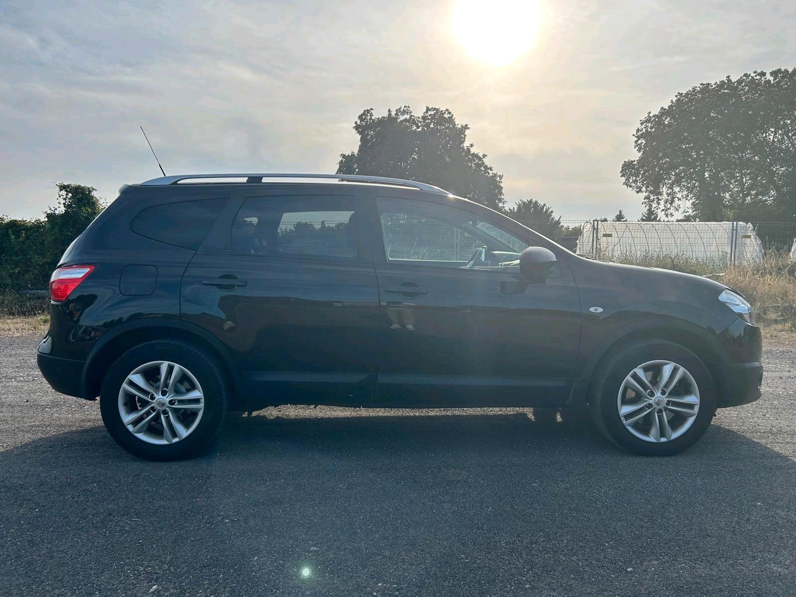 Nissan Qashqai+2 2012 — photo 5