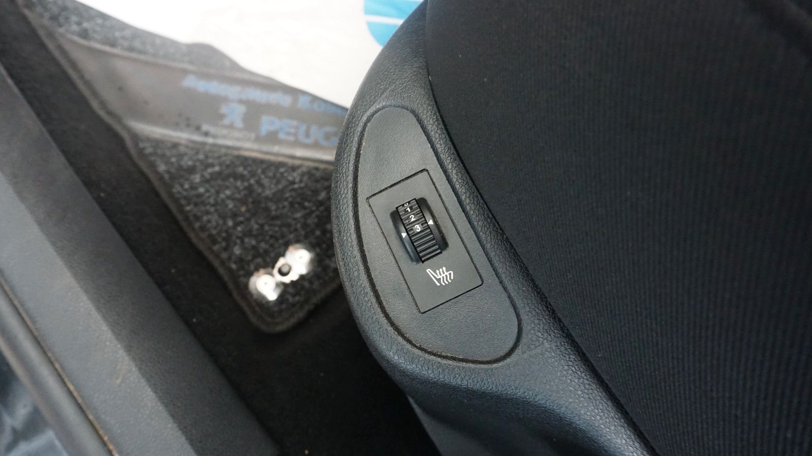 Fahrzeugabbildung Peugeot 308 Allure *1.Hand*Panoramadach*