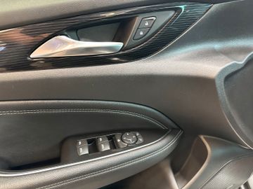 Opel Insignia B*LKHZ*2-ZONEN*LED*CARPLAY*CAMERA*
