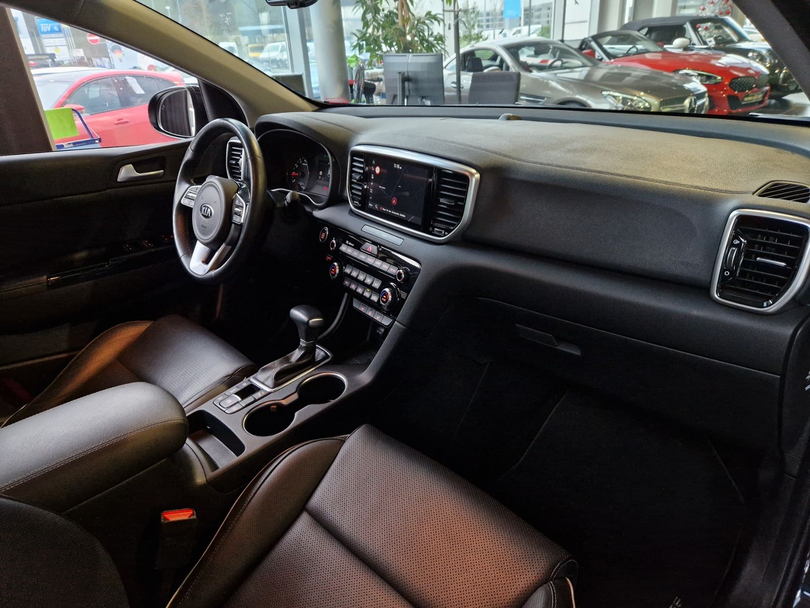 Fahrzeugabbildung Kia Sportage Black Edition 4WD PREMIUM LED NAVI ALU