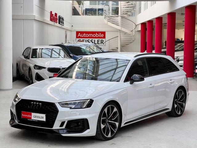 Audi RS4 2.9 TFSI Quattro Kamera+LED+HUD+280km/h