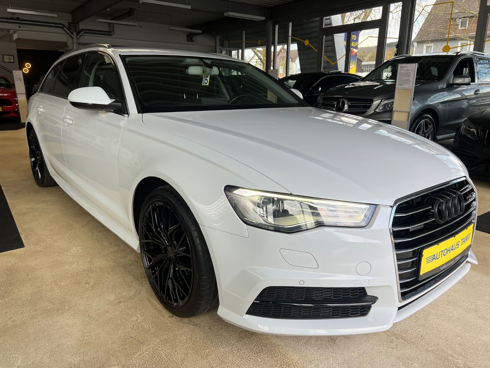 Fahrzeugabbildung Audi A6 Avant 2.0 TDI quattro