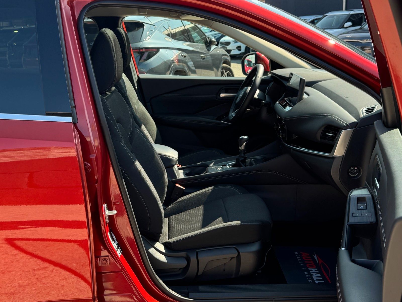 Fahrzeugabbildung Nissan Qashqai 1.3 DIG-T MHEV N-Connecta Pano 360° ACC