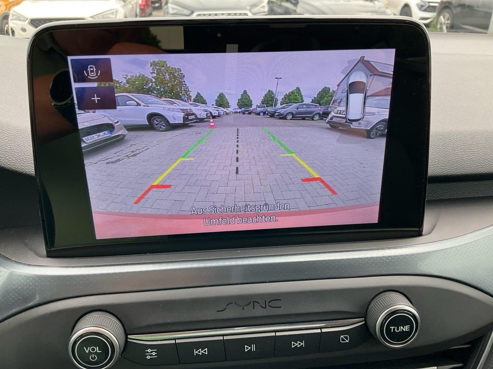 Ford Focus 1.5 EcoBoost Active NAVI LED PANO HUD