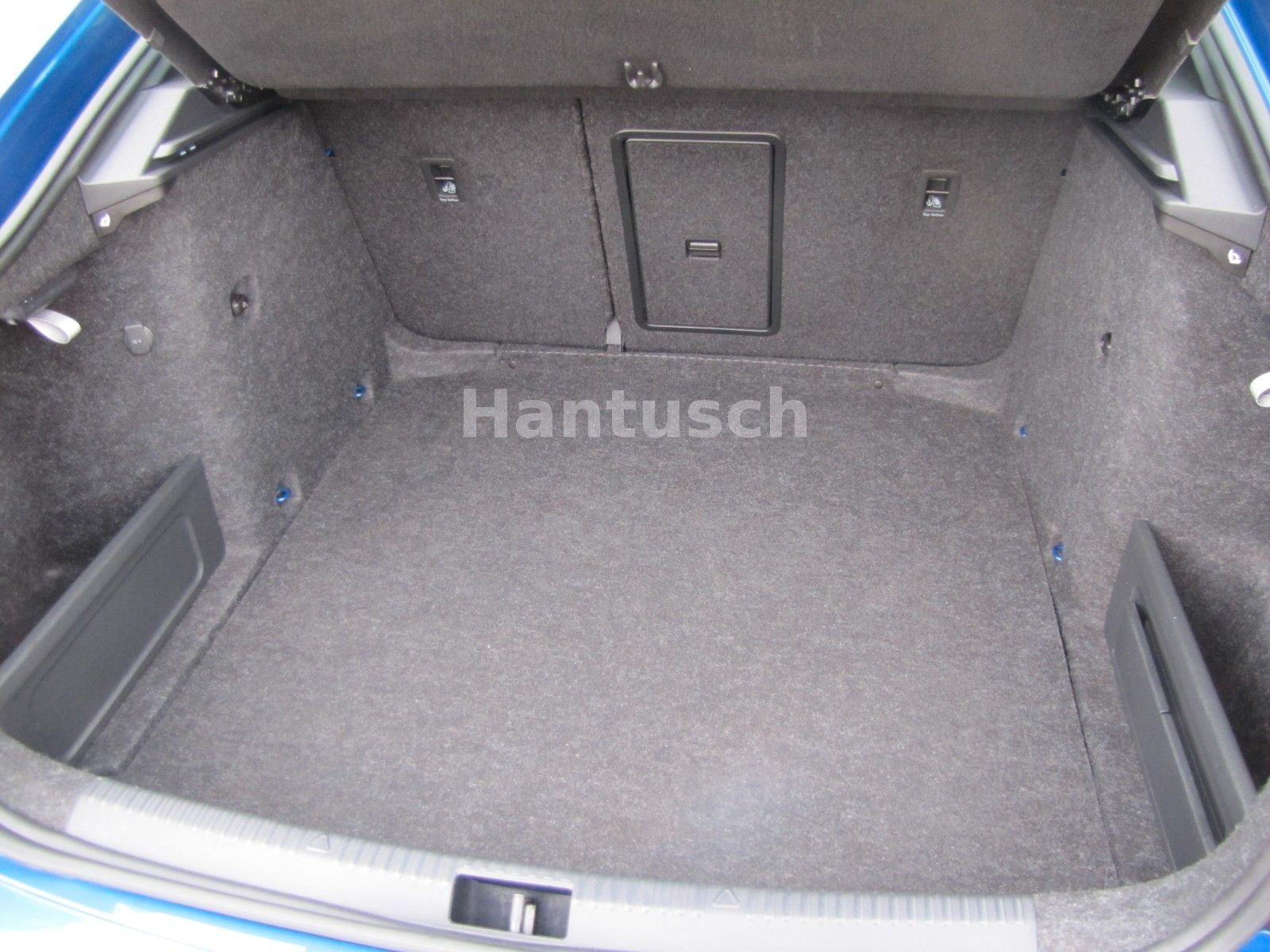 Fahrzeugabbildung SKODA Octavia Lim. RS 2.0l TSI 245PS 7-Gang DSG