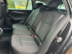 Fahrzeugabbildung Skoda Octavia Combi Style DSG Navi LED ACC Lane Kamera