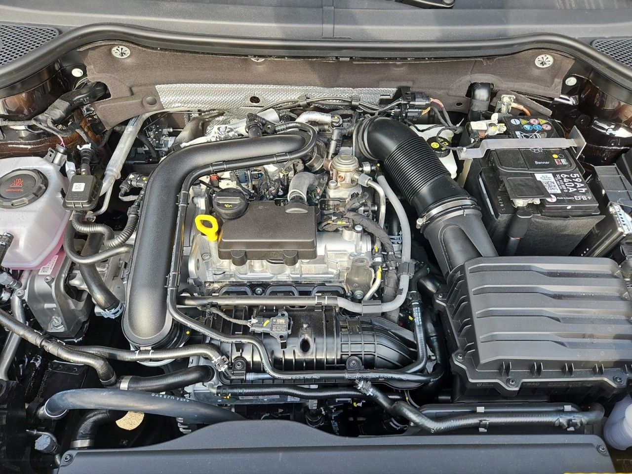 Fahrzeugabbildung SEAT Ateca Reference Edition - 5 Jahre Garantie uvm.