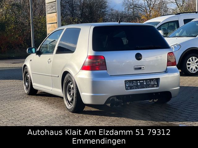 Fahrzeugabbildung Volkswagen Golf 1.6 Sport Edition Sternhimmel Recaro Sports