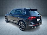 Volkswagen Tiguan 2.0 TDI DSG 4Motion R-Line AHK Navi AHK D - gebrauchte SUVs in Hannover