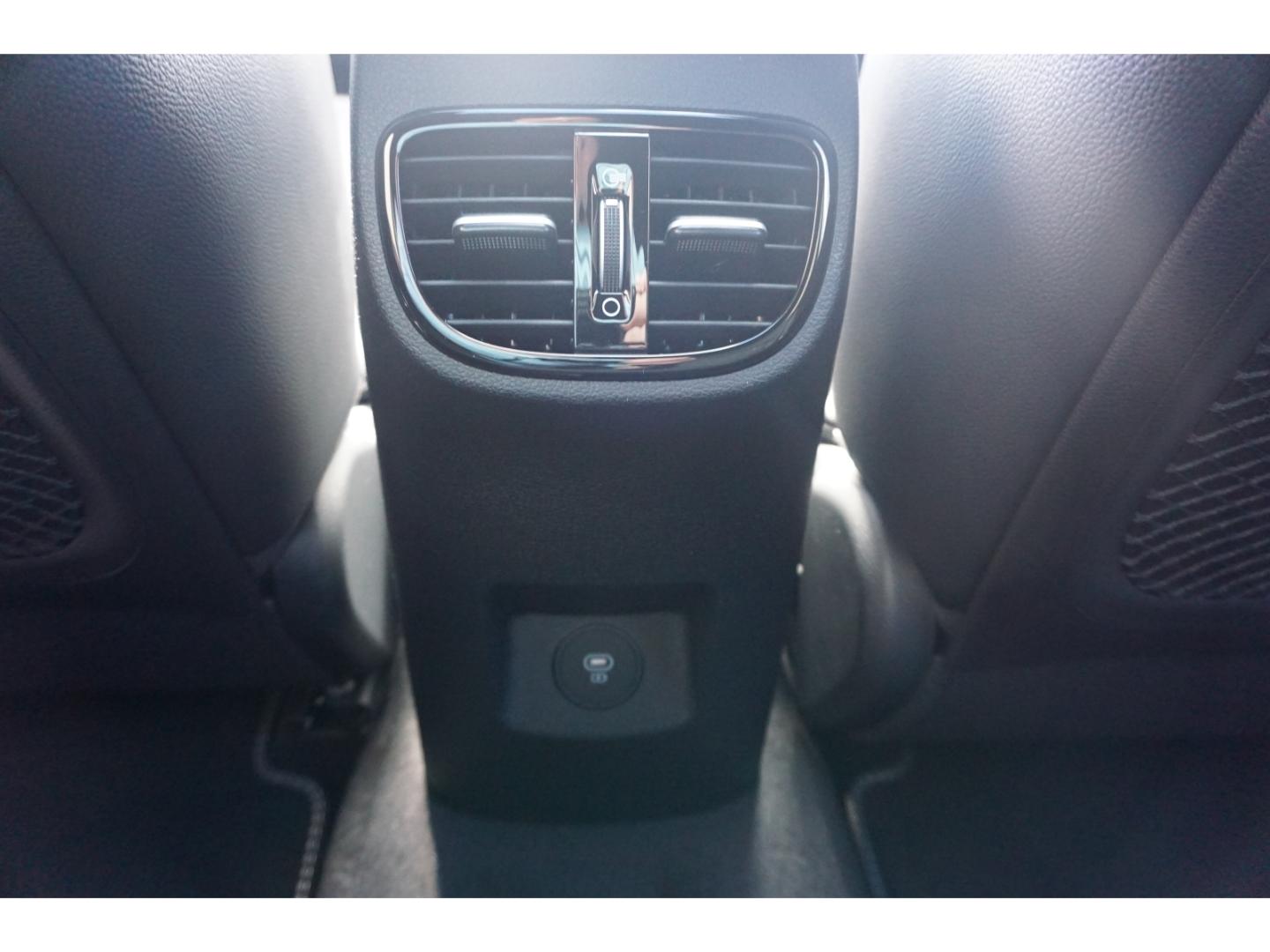 Kia Ceed_sw 1.5T 140 GT Line DCT7 Pano AHK Navi LED 