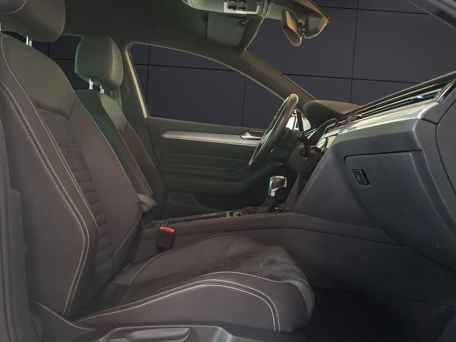 Fahrzeugabbildung Volkswagen Passat Variant GTE DSG Standhzg. Matrix AHK Navi
