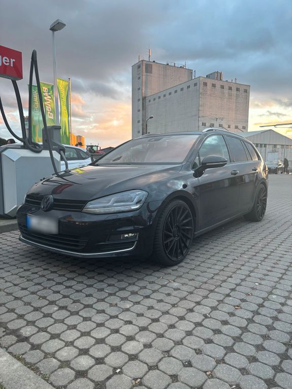 Image of Volkswagen Golf