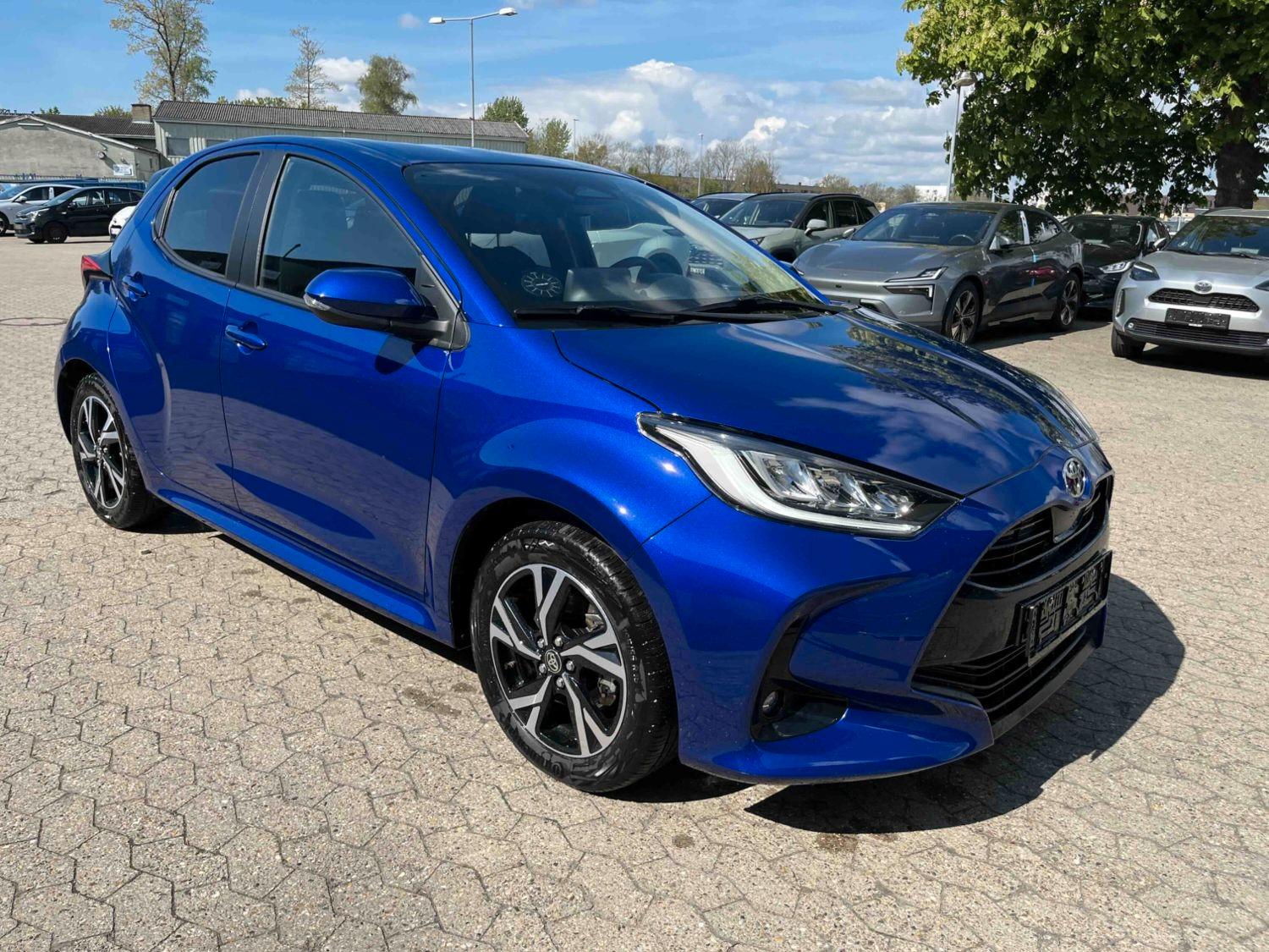 Toyota Yaris 1.5 Hybrid Style LED+NAVI+16"+SHZ+CARPLAY