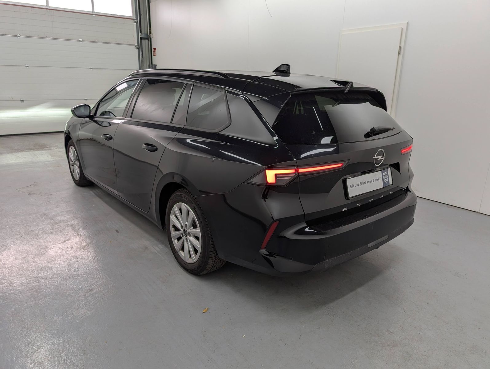 OPEL Astra ST 1.2 Turbo Business Edition – Bild 2