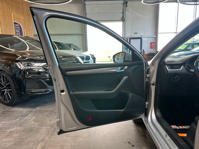 Skoda Octavia Combi Ambition *AHK*TEMPO*NAVI*2-ZONEN*