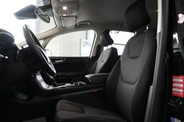 Ford S-Max - 12