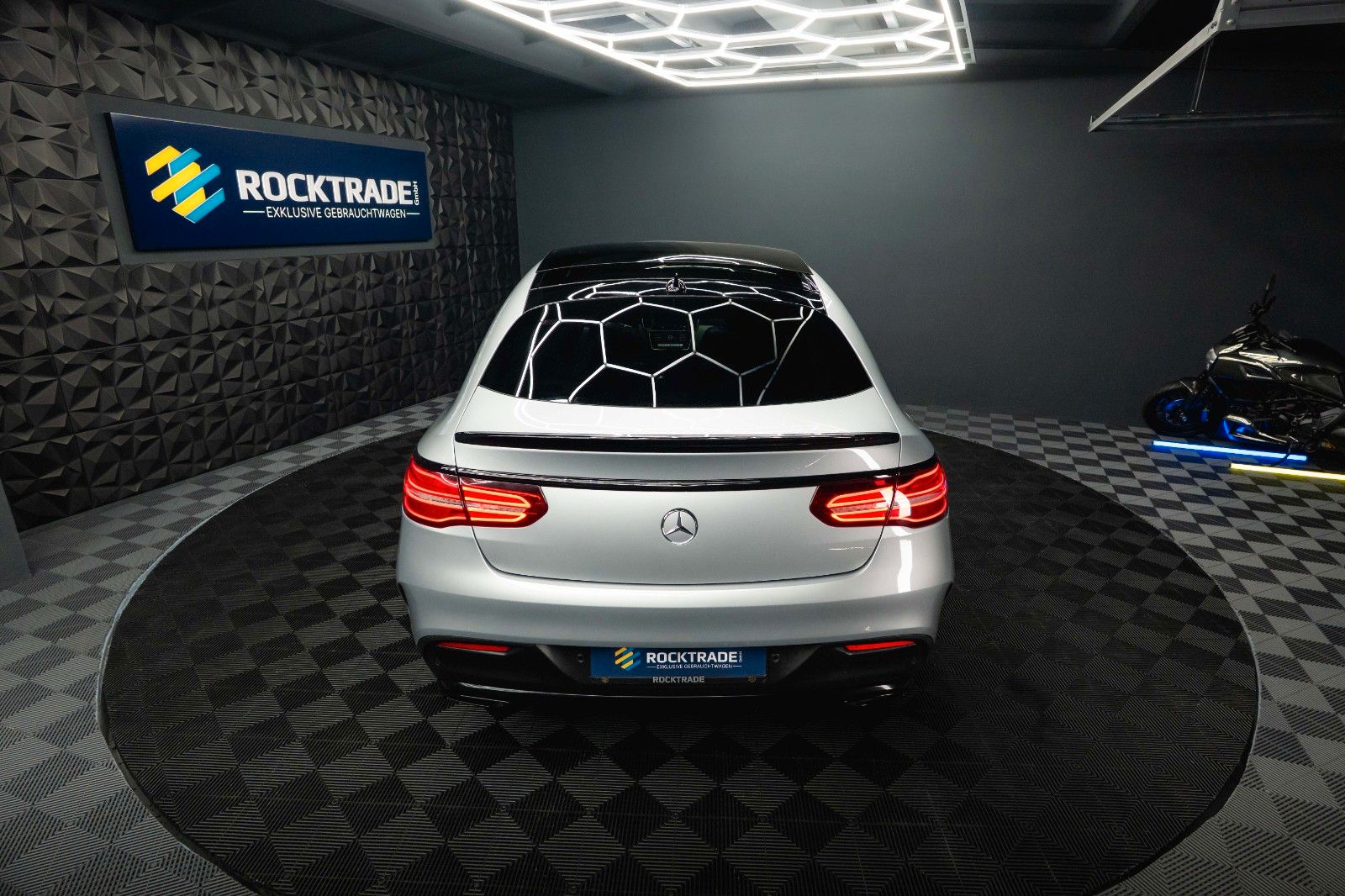 Fahrzeugabbildung Mercedes-Benz GLE 350d Coupe 4Matic AMG Night *Pano*ACC*LED*