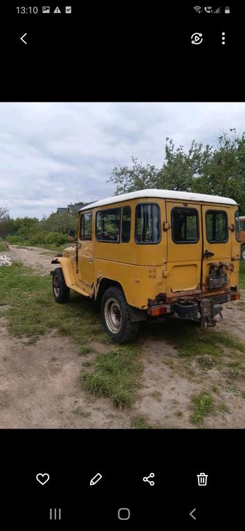Toyota Land Cruiser