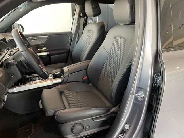 Fahrzeugabbildung Mercedes-Benz EQB 250 Progressive /Night/Totw/Navi/MBUX/PDC/LM